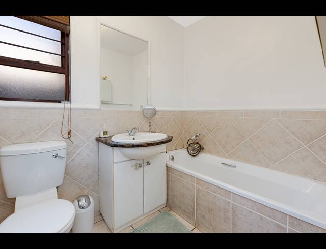 2 BEDROOM DUPLEX FOR SALE IN SUNNINGHILL